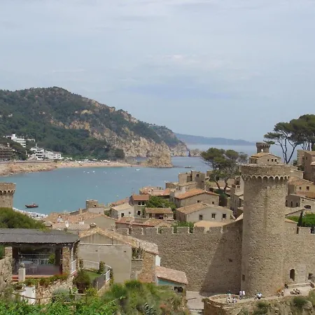 Lets Holidays Cozy Near To The Castle Apartamento *