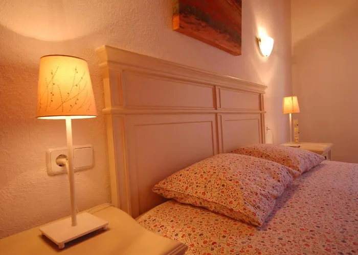 Lets Holidays Cozy Near To The Castle *