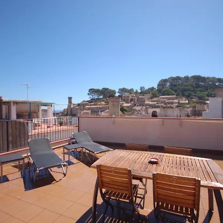 Lets Holidays Cozy Near To The Castle Appartement